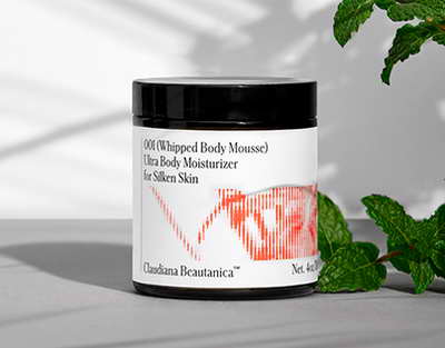 В селе Ровенского района местная жительница угрожала знакомой топором из-за мужчины